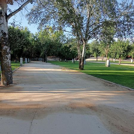 Complejo La Cigueena Arganda Del Rey Exterior foto