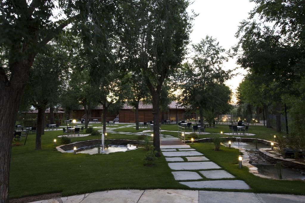 Complejo La Cigueena Arganda Del Rey Exterior foto